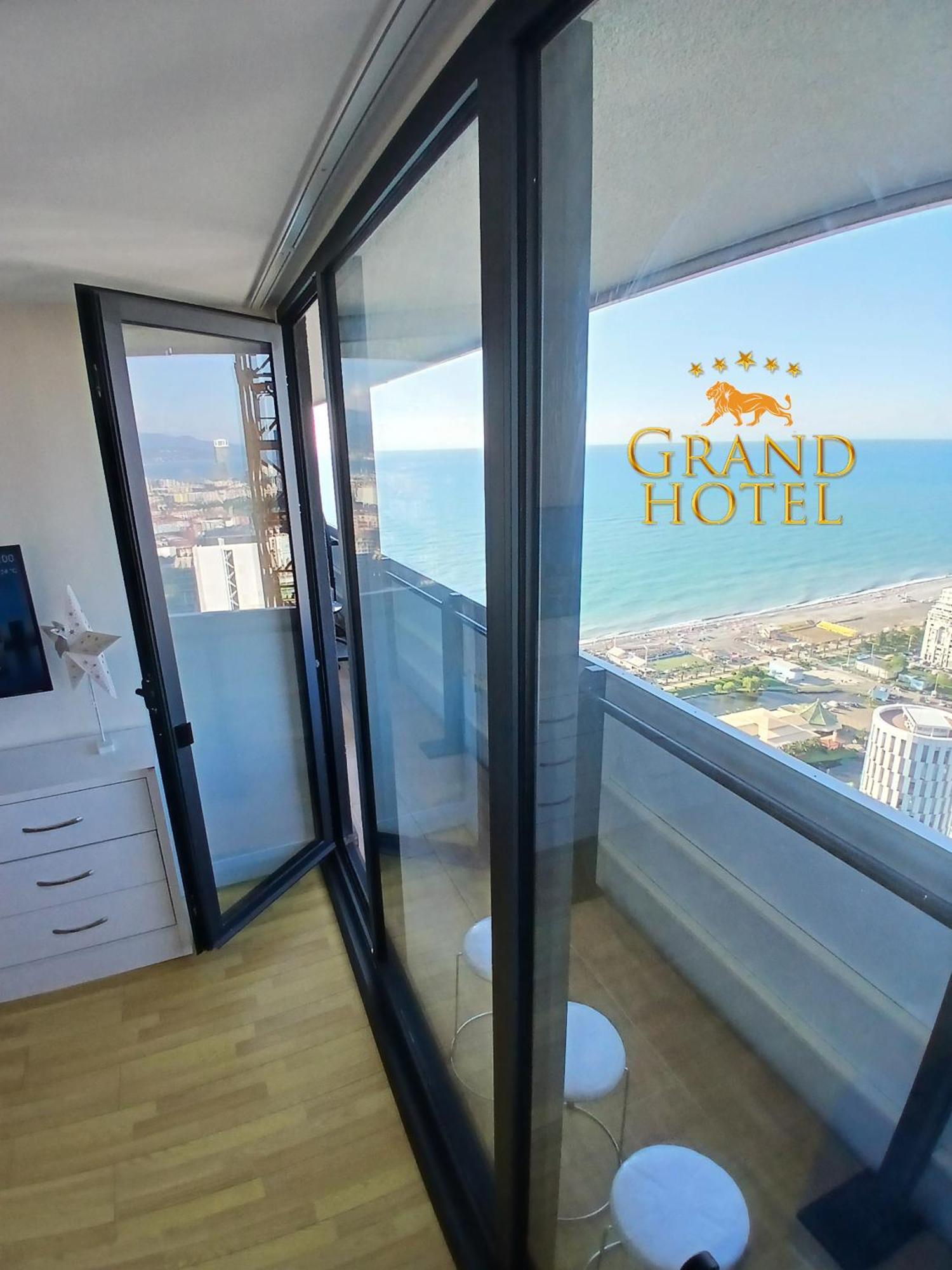 Grand Hotel ☆ Orbi City Batumi Exterior foto